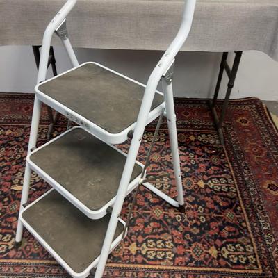 Folding Step Ladder NICE! 