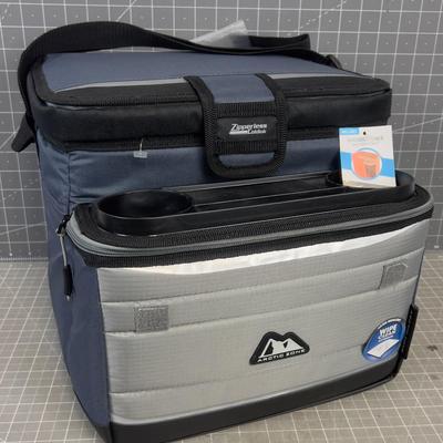 NEW ARTIC ZONE Lunch Box Cooler with Strap