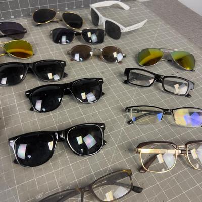Sun Glass Lot, Lots of the too! 