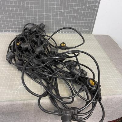 Heavy Duty Light String, Unfortunately it needs a Plug.