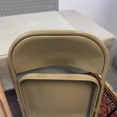 2 Metal Mismatched Folding Chairs