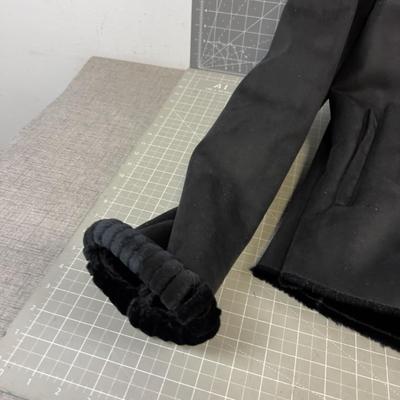 Jones of New York Black FAUX Fur Suede Hooded 
