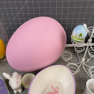 Pile of Easter Items Mixed lot 
