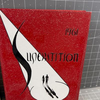 Messa Arizona High School, Superstition Year Book 1961 & 1962