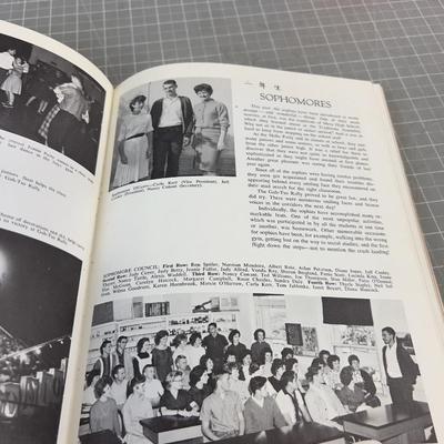 Messa Arizona High School, Superstition Year Book 1961 & 1962