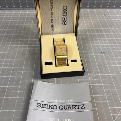 SEIKO Men's Watch in the Box
