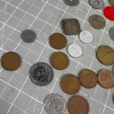 Mixed Lot of Tokens and Wheat Pennies
