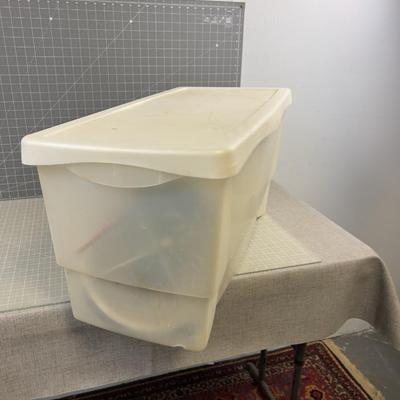 Tub of Clip on Lights  