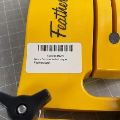 Feather Guard - Guide for a Router Table, New in the Box. 