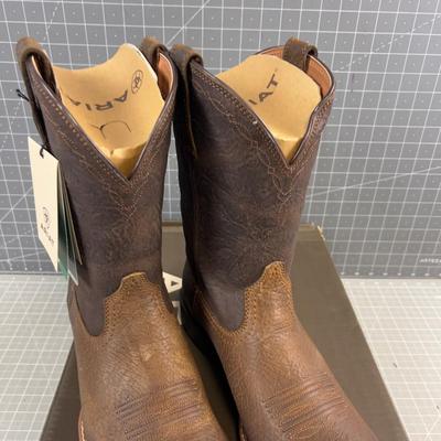 ARIAT - NEW MADE IN AMERICA!!!!! Hybrid Grit Boots! 
