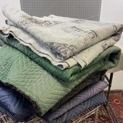 Bungle of PACKING / MOVING Blanket (6) 