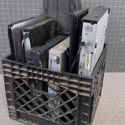 ELECTRONIC: Lap Tops, Key Boards, DVD players