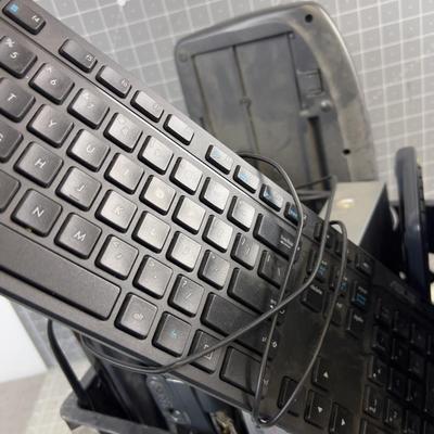 ELECTRONIC: Lap Tops, Key Boards, DVD players