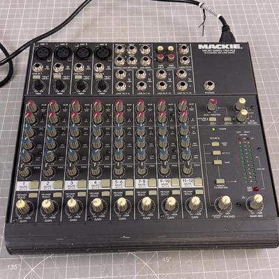 MACKIE Micro Series 1202 - VLZ 12 Channel Mixer 