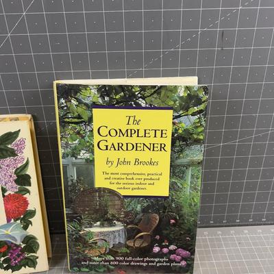 Gardening Books 