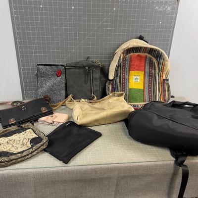 Back Packs, Purses, Clutches 
