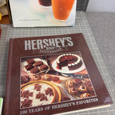 8 Cook Books