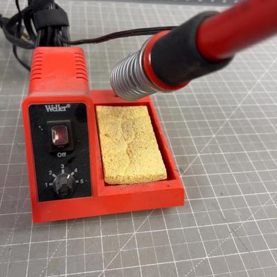 Weller Model WLC 100 Either a Wood Burner or a Soldering Iron