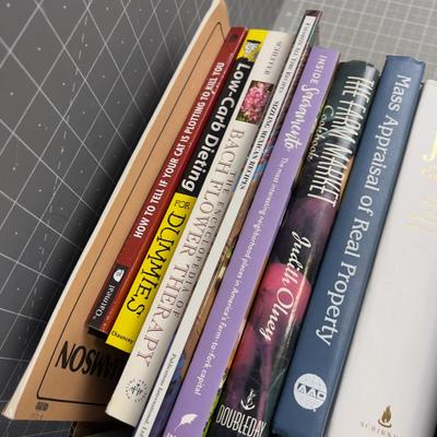 Book Lot 2: Popular Interest, Mixed Titles