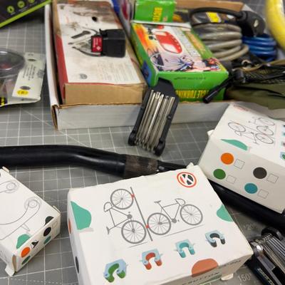 Bike parts and things. 