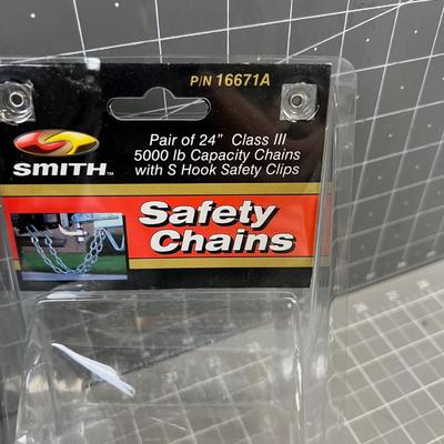 Pair of 24" Safety Chains for the Trailer