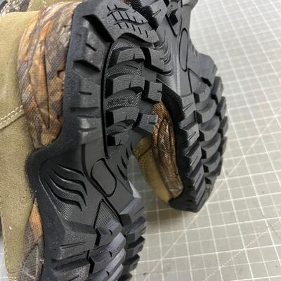 ITASCA Youth Size 3 Hunting Boots in Camo 