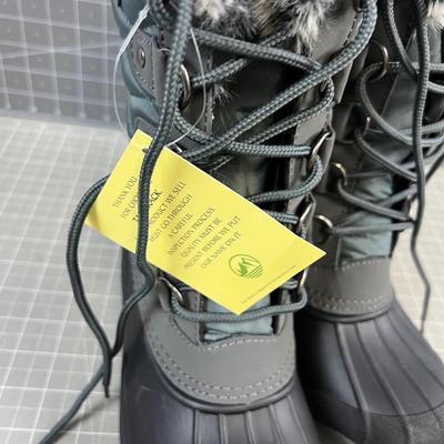 TAMARAK Women's Snow Boots NEW Size 7 