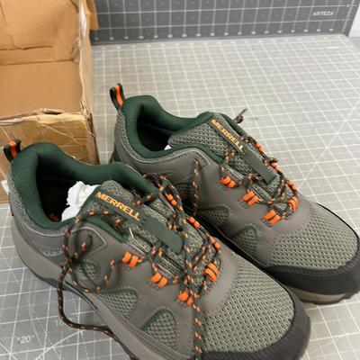 Merrill Oak Creek Boys size 7 NEW Hiker 