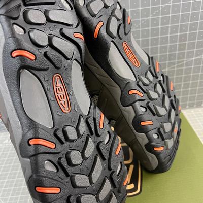 KEEN Men's Magnet/ Fired Brick Hiker 