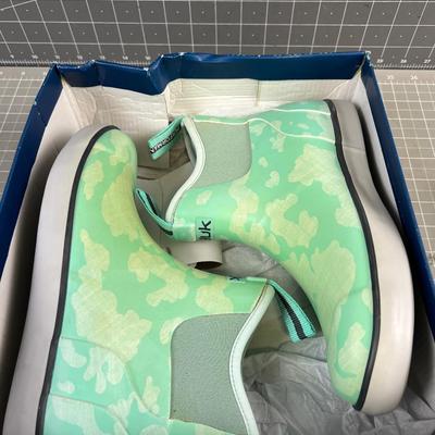 HUK Beach Glass Deck Shoes - Lets go sailing! 
