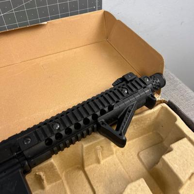 BB Gun NEW IN THE BOX 