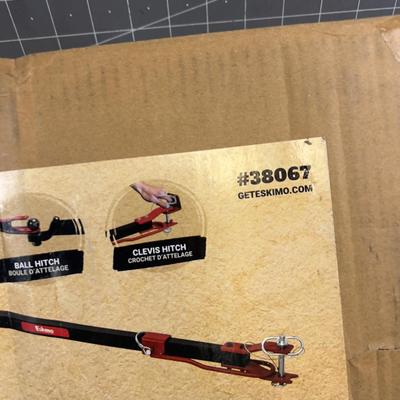 Pivoting TOW HITCH New in the Box by ESKIMO 