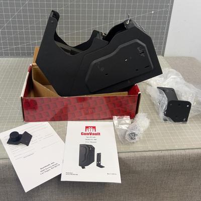 Speed Vault SV500 Model New in Opened Box