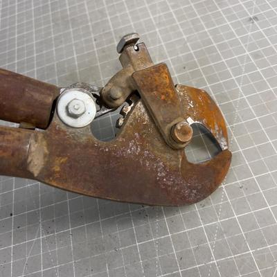 Ratcheting CABLE Cutters 