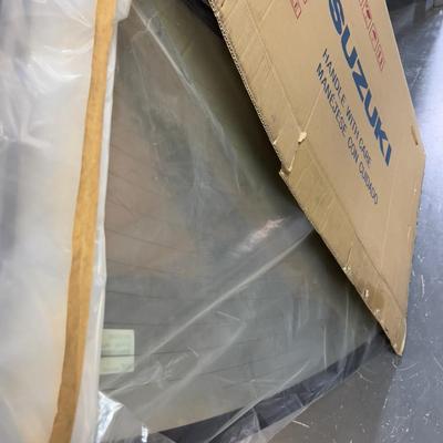 REPLACEMENT Rear Windshield For a Suzuki NEW 