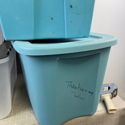 4 Tubs 