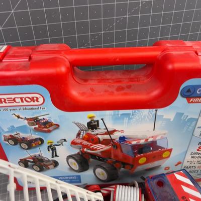 Fire Truck Erector Set 