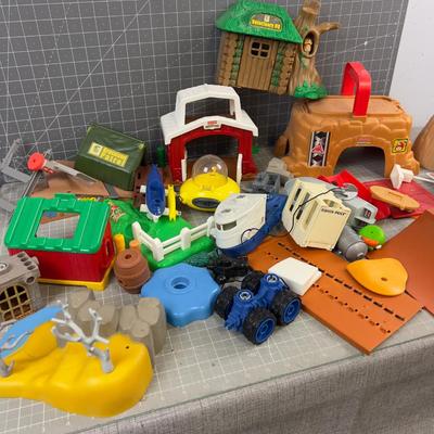 Huge Mixed Lot of Misc.., Many Fisher Price 