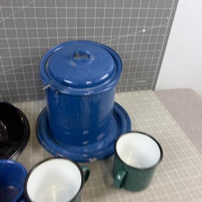 All the Enamel Metal Dishes in the World