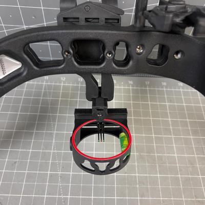 DIAMOND Infinite 305 COMPOUND BOW 