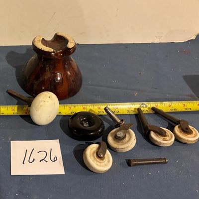 Insulator, Knobs and Rollers