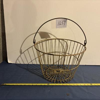 Vintage Wire Egg Basket