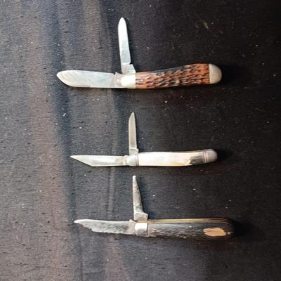 CATTARAUGUS AND 2 OTHER POCKET KNIVES