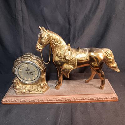HOPALONG CASSIDY BRASS TONE HORSE AND CLOCK