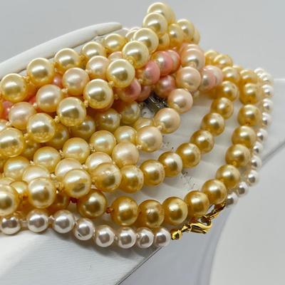 LOT 277J: Dripping in Pearls! Vintage Faux Pearl and Glass Beaded Necklaces