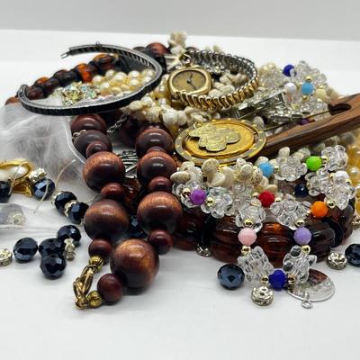 LOT 280J: Misc. Costume jewelry and Craft/Repair Lot