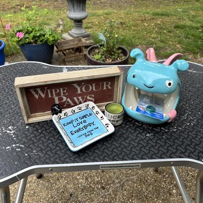 LOT 289: Flying Pig Pet Grooming Table: Valentines Bulldog Candy Dish: Hand Painted Louie Veasey Dish & Lucky Dog Cup by The Bowl Maker