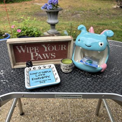 LOT 289: Flying Pig Pet Grooming Table: Valentines Bulldog Candy Dish: Hand Painted Louie Veasey Dish & Lucky Dog Cup by The Bowl Maker