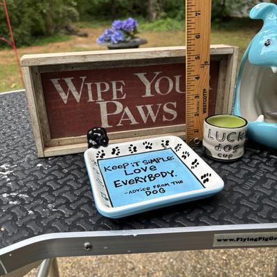 LOT 289: Flying Pig Pet Grooming Table: Valentines Bulldog Candy Dish: Hand Painted Louie Veasey Dish & Lucky Dog Cup by The Bowl Maker