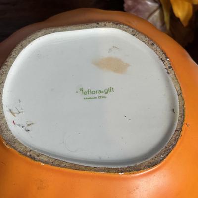 LOT 291: Fall Decor: Ceramic Pumpkins, Squirrel Salt/Pepper Shakers, Floral Center Piece and More
